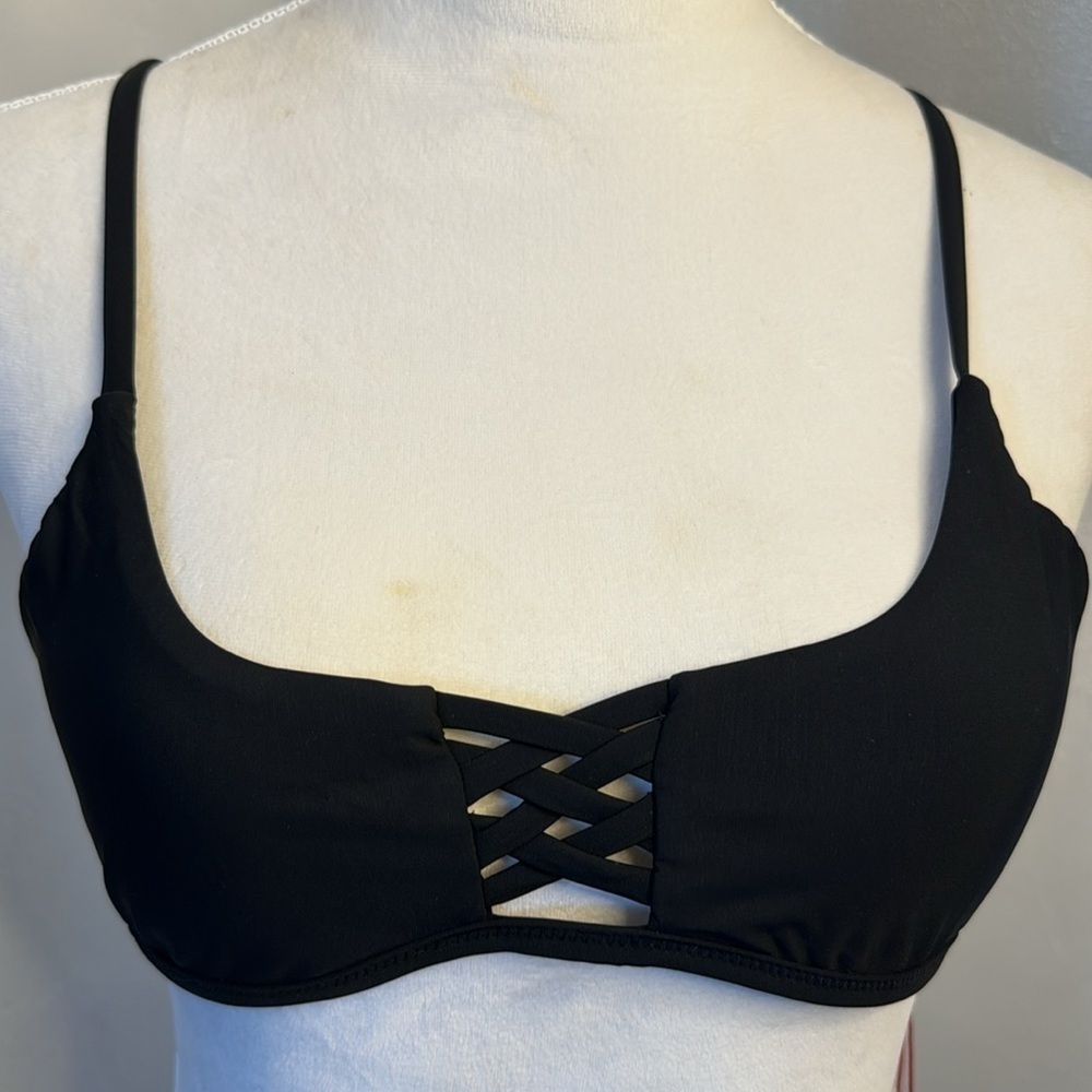 Red Carter NWT Black Bikini Bathing Suit Top with Criss Cross Back Size XS
